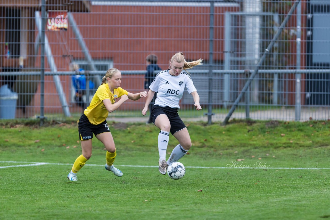 Bild 70 - F Merkur Hademarschen - SV Frisia 03 Risum Lindholm : Ergebnis: 0:1